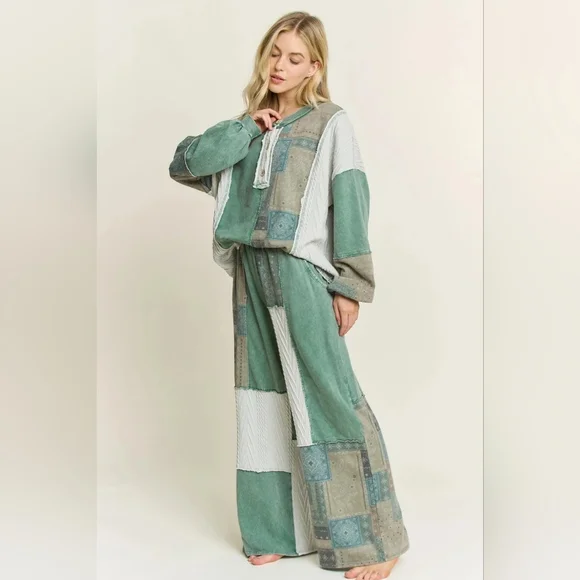 #1057 J Her Mineral Washed Bandana Patchwork + Sweater Pant SET - Picture 2 of 10